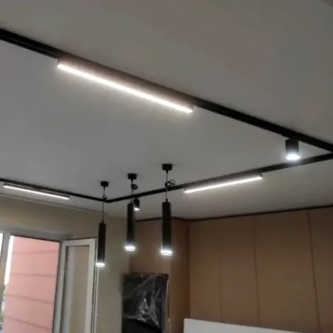 Натяжной потолок освещение Саратов